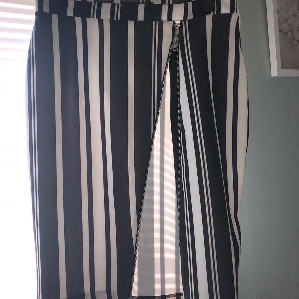 Black & White Vertical Striped Skirt